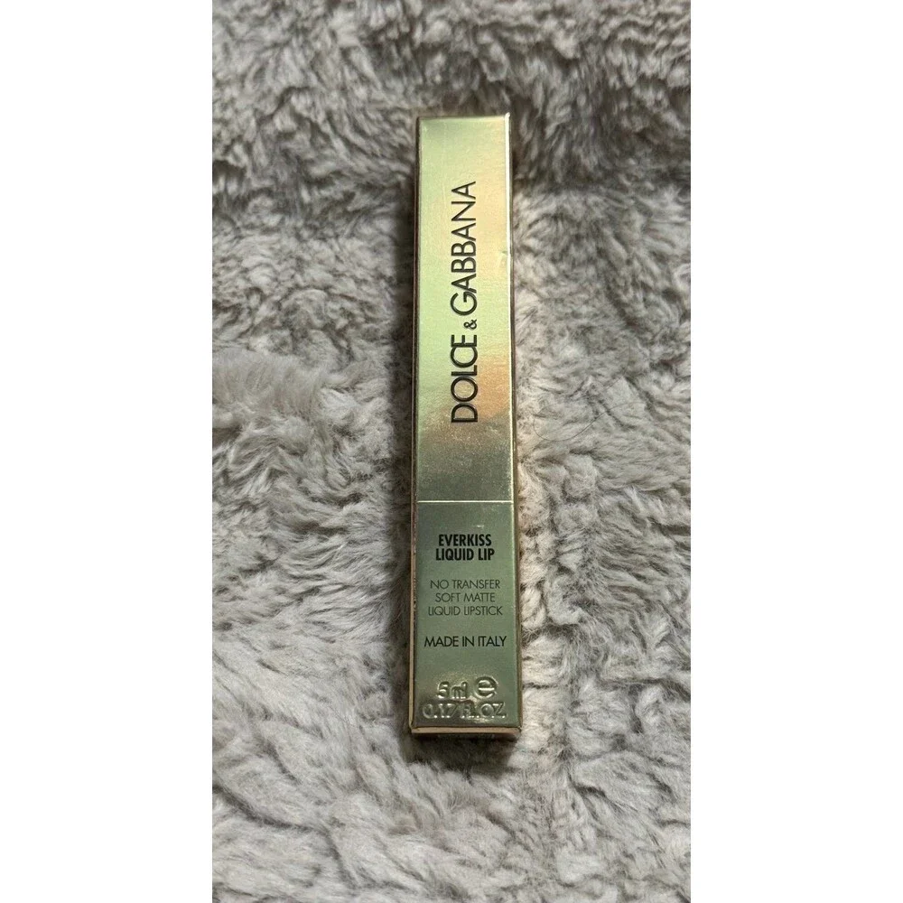 D & G Dolce and Gabbana Everkiss Liquid Lipstick Desire 90